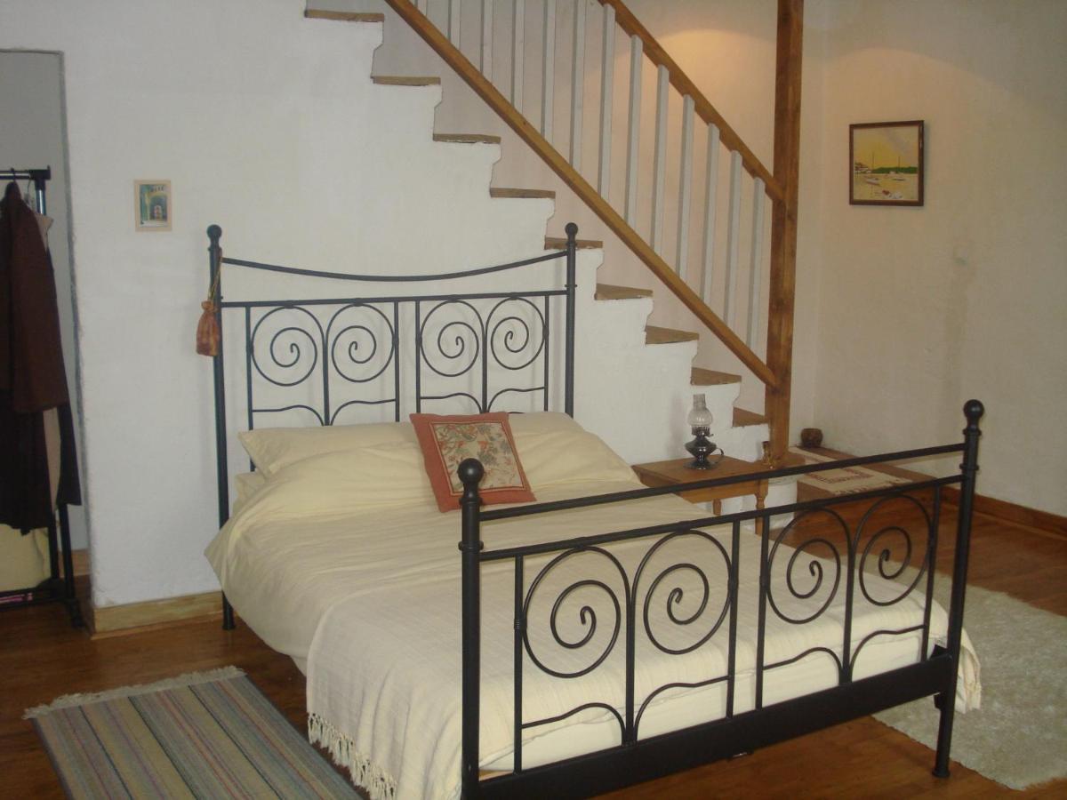 Romantic Gite Nr St Emilion With Private Pool And Views To Die For Pujols  Εξωτερικό φωτογραφία