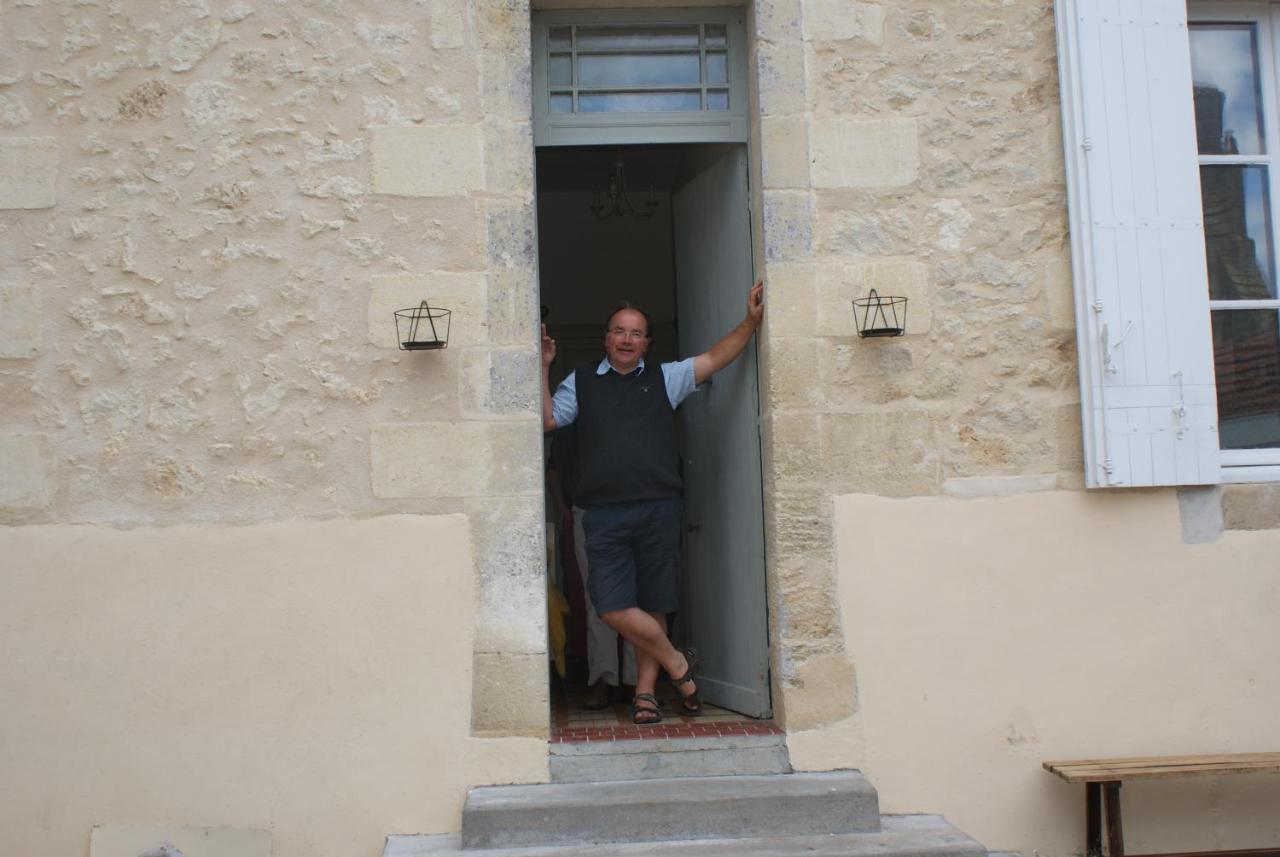 Romantic Gite Nr St Emilion With Private Pool And Views To Die For Pujols  Εξωτερικό φωτογραφία